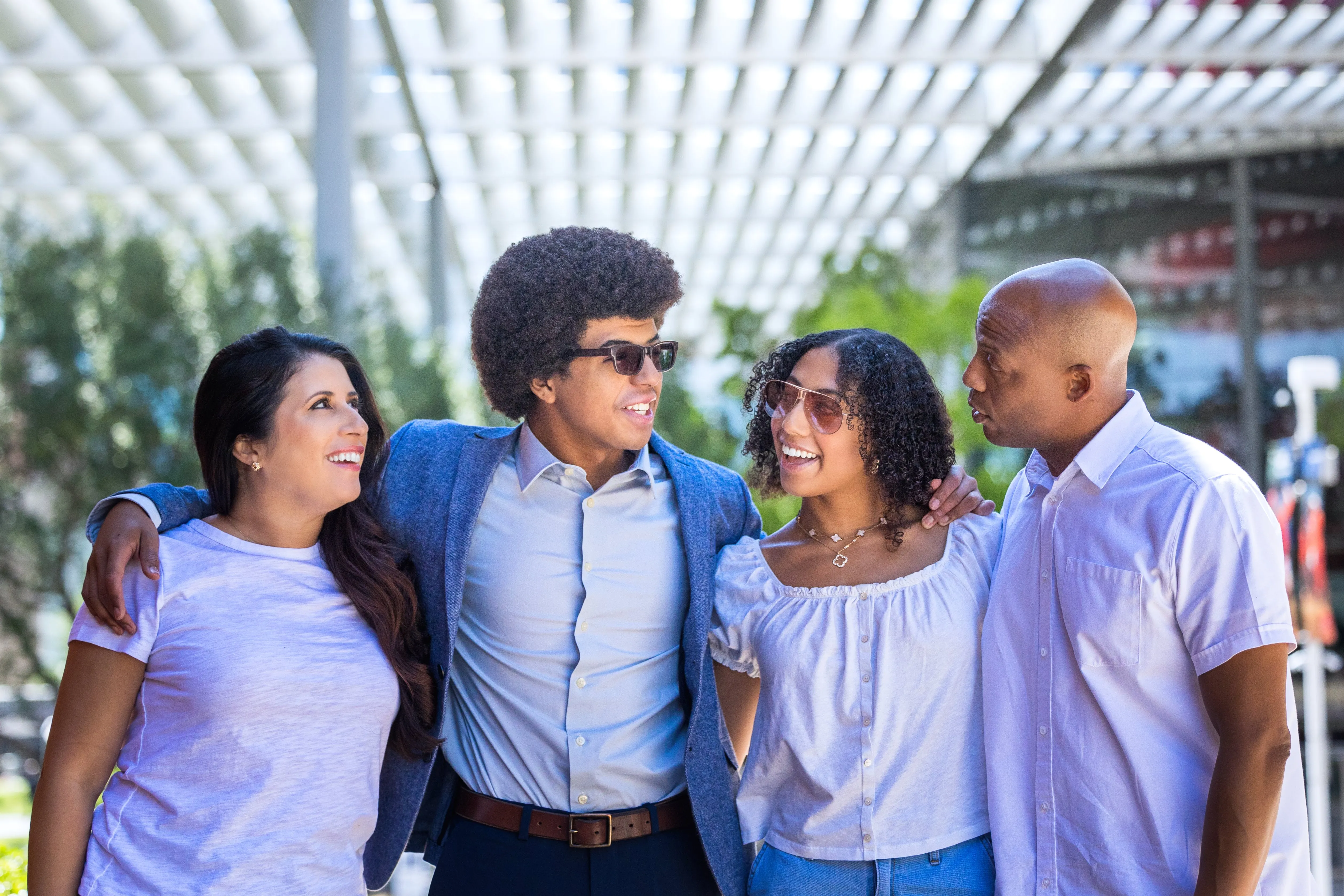 Choosing the Perfect Location for Family Photos